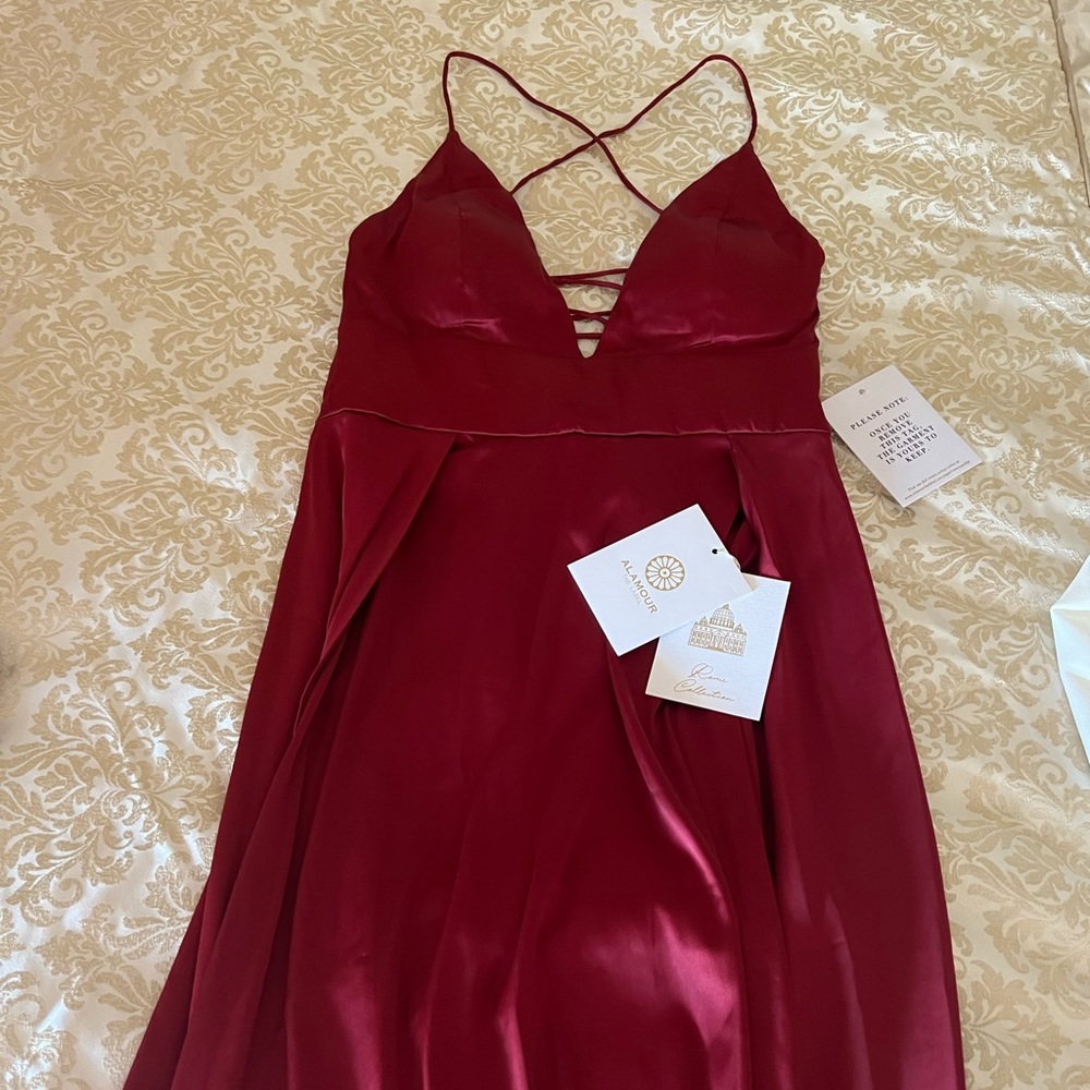 SOLD Alamour the Label Loretta Gown - Picture 5 of 11